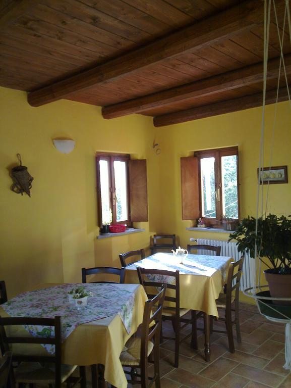 Azienda Agrituristica Risveglio Naturale Varese Ligure Exterior foto