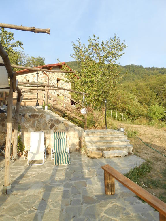 Azienda Agrituristica Risveglio Naturale Varese Ligure Exterior foto