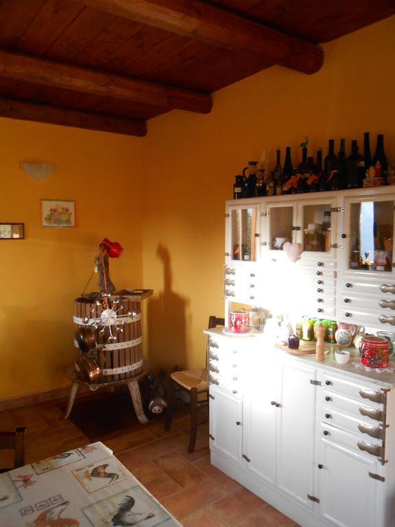Azienda Agrituristica Risveglio Naturale Varese Ligure Exterior foto